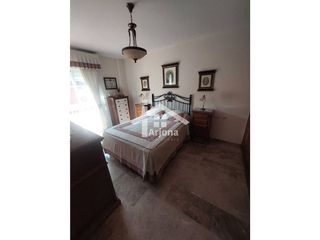 Casa en venta en Lucena