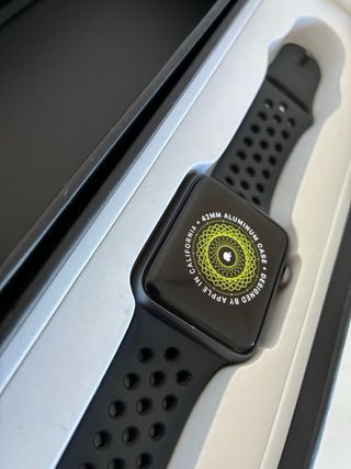Apple Watch S3 Nike+ 42mm Modelo A1861