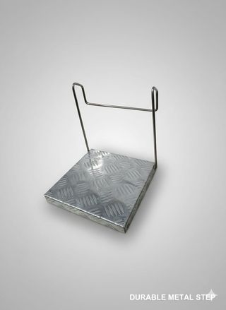 Escalón metálico colgante para escalera