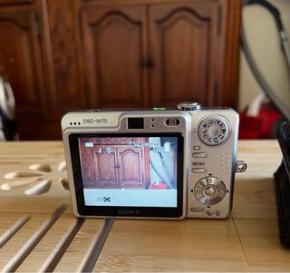 Cámara Sony Cyber-shot 7.2 MP
