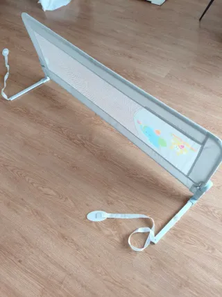 Protector anticaídas para cama infantil