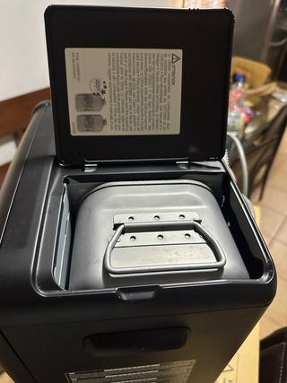 Estufa de parafina negra