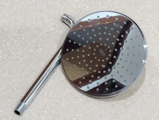 Rociador Grohe Redondo Metal con Brazo