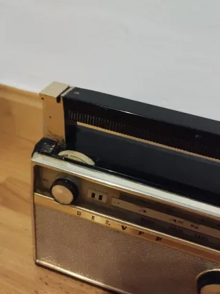 Radio Vintage FM/SW-BC Deluxe silver