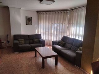 Piso en venta en Zona Piscinas en Burriana