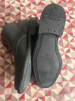 Botines negros de cuero (1 uso)