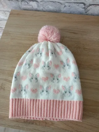 Gorro de niña con pompón rosa