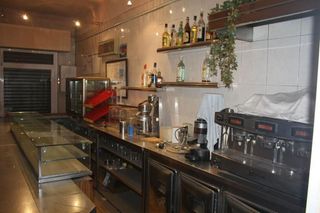 Bar en alquiler en Les Corts en Barcelona