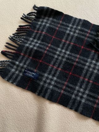 Bufanda Burberry Lana Tartán Negro Rojo