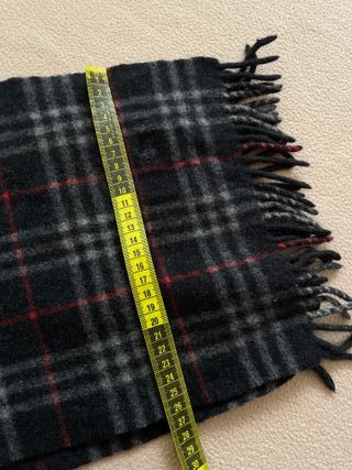 Bufanda Burberry Lana Tartán Negro Rojo