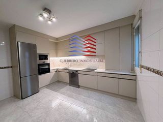 Piso en alquiler en Centro en Ourense