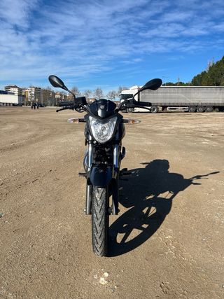 Keeway Rks 125 negra