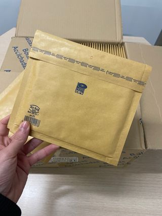 Sobres de envío acolchados Kraft (100 uds) 20x17