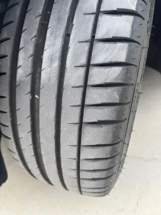 Llantas Audi 18 con neumáticos Michelin