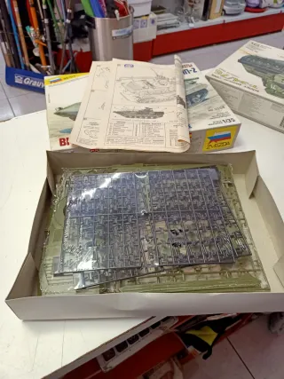 Maqueta BMP-2 Zvezda 1/35