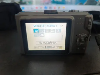 Cámara Digital Panasonic Lumix DMC-TZ4 Plata