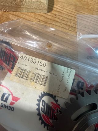 Piñón Vespa PK 3 corta 49 dientes DRT