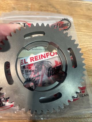 Piñón Vespa PK 3 corta 49 dientes DRT