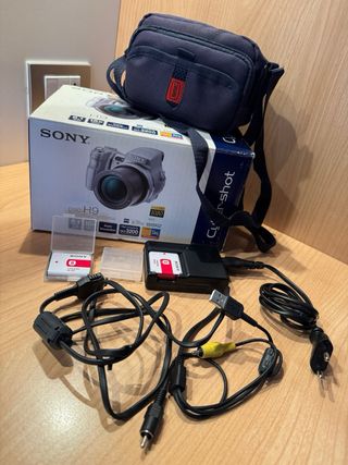 Fotocamera Sony H9