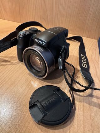 Fotocamera Sony H9
