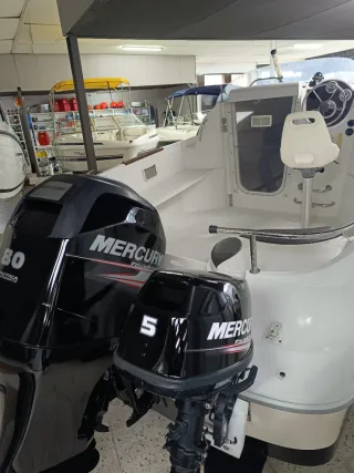 Embarcación Quicksilver 510