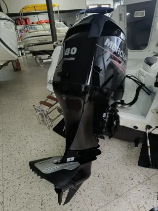 Embarcación Quicksilver 510