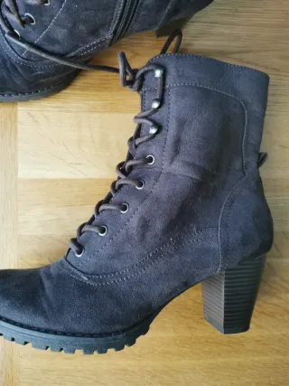 Botines Graceland Marrones con Cremallera