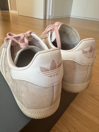 Adidas Gazelle Mujer Beige