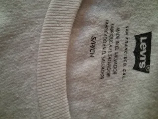 Camiseta Levi's Blanca Logo Rojo