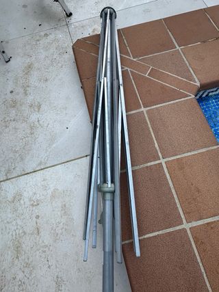 Estructura sombrilla metal  Lista para ponerle una