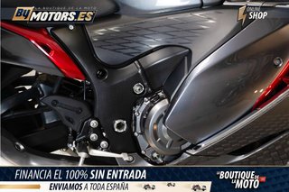 SUZUKI Hayabusa 1300 MALETAS LATERALES * ASIENTO PASAJERO * IMPECABLE *