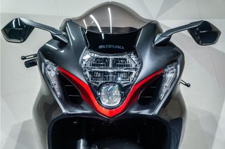 SUZUKI Hayabusa 1300 MALETAS LATERALES * ASIENTO PASAJERO * IMPECABLE *