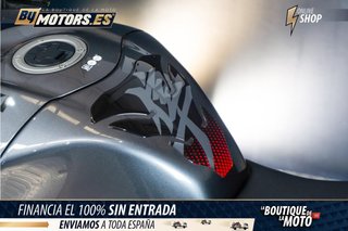 SUZUKI Hayabusa 1300 MALETAS LATERALES * ASIENTO PASAJERO * IMPECABLE *