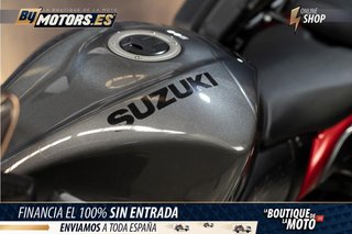 SUZUKI Hayabusa 1300 MALETAS LATERALES * ASIENTO PASAJERO * IMPECABLE *