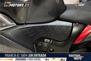 SUZUKI Hayabusa 1300 MALETAS LATERALES * ASIENTO PASAJERO * IMPECABLE *