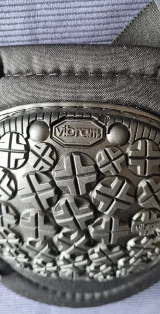 Rodilleras Altaflex 360 Vibram Negras