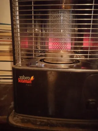 Lote 2 Estufas de parafina Zibro