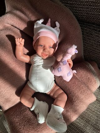 Muñeco Bebé Antonio Juan Luna