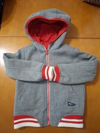 Cazadora reversible niño talla 6/7 años.Reversible
