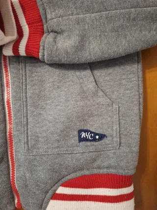 Cazadora reversible niño talla 6/7 años.Reversible