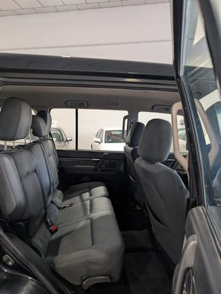 Mitsubishi Montero 2011