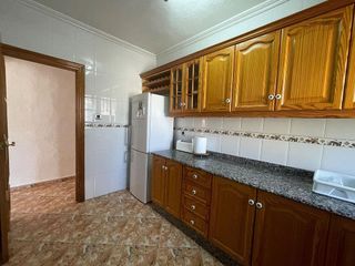 Chalet en venta en Peña de las Águilas en Elche
