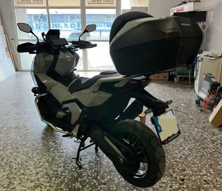 Honda X-ADV 750 Full Extras + Termignoni
