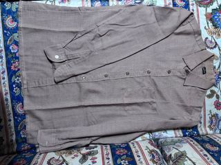 Camisa clásica de hombre Kent's beige y marrón