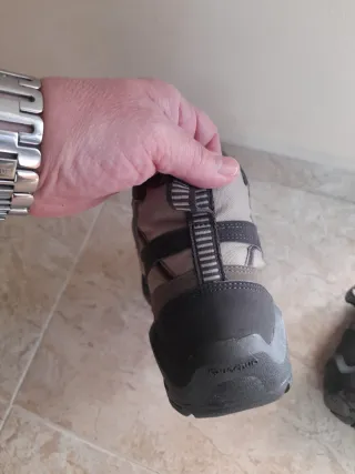 Botas de montaña Quechua Talla 44