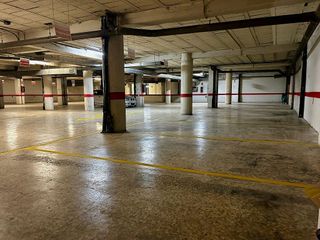 Garaje en alquiler en San Matías - Realejo en Granada