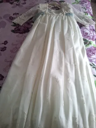 Vestido de niña blanco