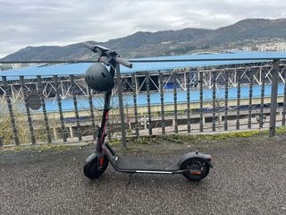 Patinete Eléctrico NAVEE V25-E + Casco