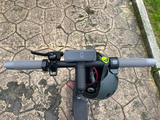 Patinete Eléctrico NAVEE V25-E + Casco