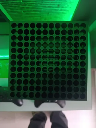 Xbox Series X con caja y 2 mandos
